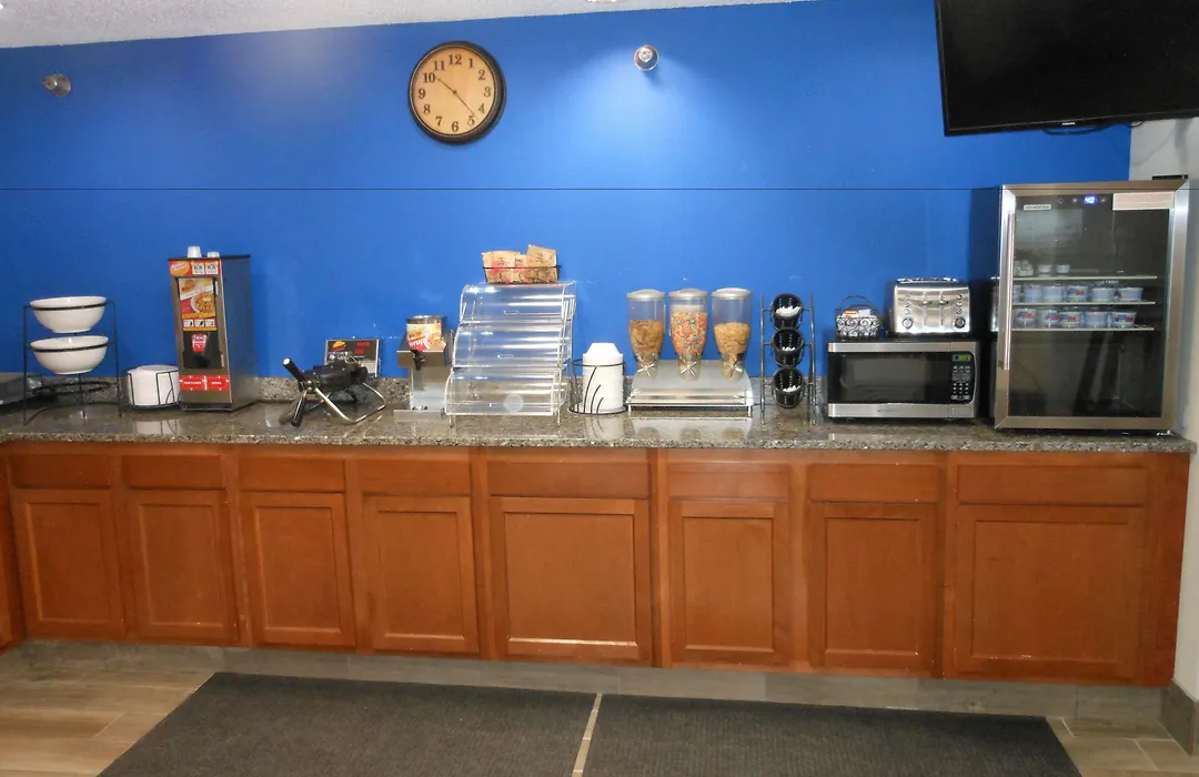 Microtel Inn & Suites By Wyndham Sioux Falls-1